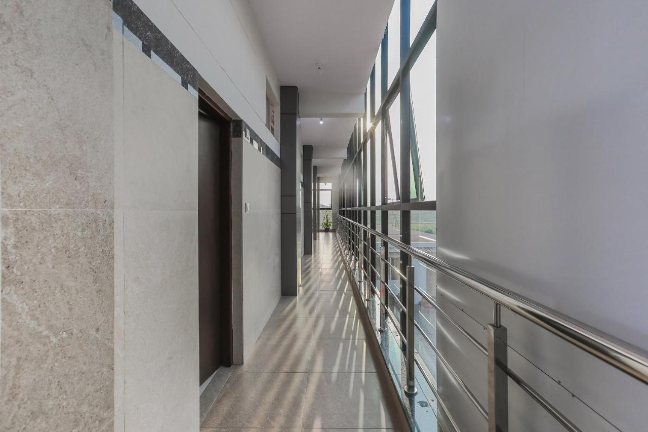 Oyo 22211 Shree Ankanatheshwara Residency Otel Nanjangud Dış mekan fotoğraf
